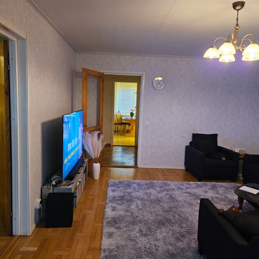 Torparegatan, Trollhättan - Photo 1