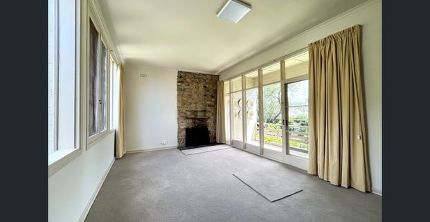 Glorious Scandinavian (Bauhaus) Living - Photo 1