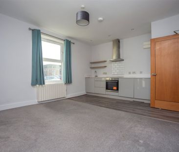 St. James Street, - Photo 3