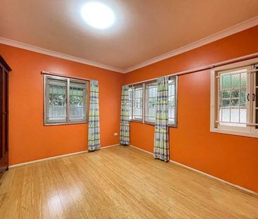 Dual living Home, Best Location with Solar Close to QE II Hospital - Photo 6