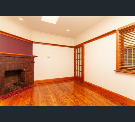 1A/57 Wentworth Street, Port Kembla, NSW 2505 - Photo 4