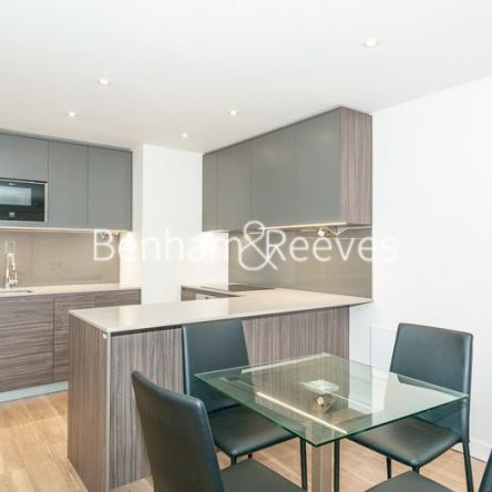 2 Bedroom flat to rent in Beaufort Square, Colindale, NW9 - Photo 1