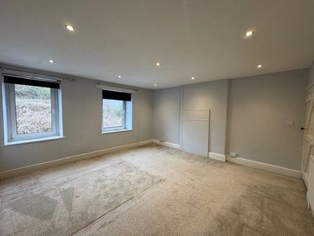 Grove Lane, Padiham - Photo 3