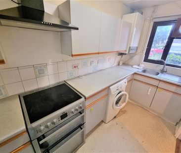 2 bedroom terraced house to rent - Photo 6