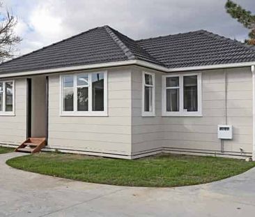 3 bedroom home in Akina - Photo 3