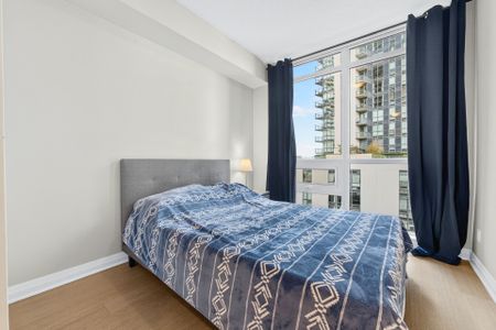 For Lease - 60 Annie Craig Drive Unit# 815, Toronto, Ontario - Photo 5