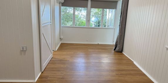 Prime Position Studio Living - Photo 2