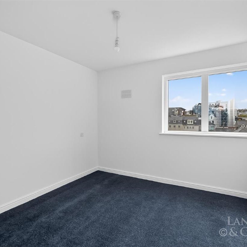 Armstrong House, Plymouth - Photo 1