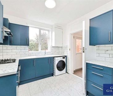 Beaulieu Drive, Pinner, Middlesex, HA5 - Photo 4