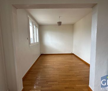 Location Appartement 4 pièces 65m² - Photo 5
