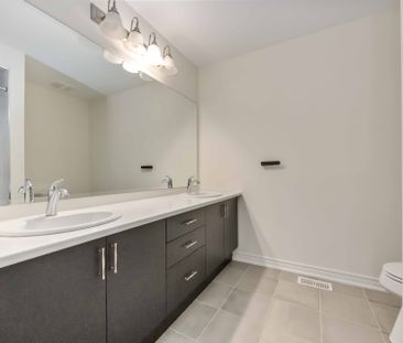 For Lease - 254 Silk Twist Drive, East Gwillimbury, Ontario - Photo 6