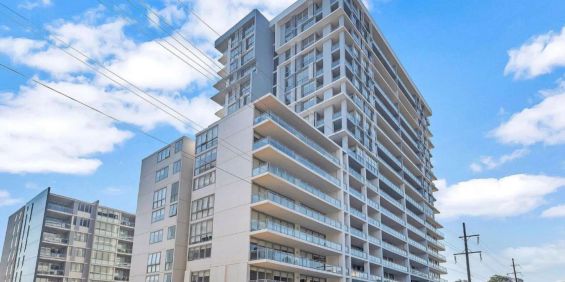 Modern luxury with sweeping district and city outlooks - Photo 3