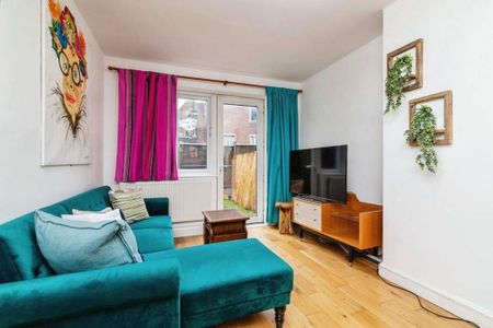 1 bedroom flat to rent - Photo 4