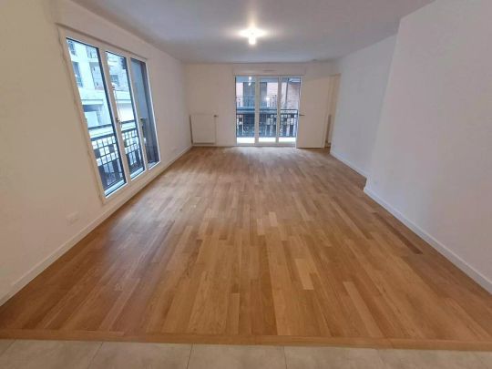 location Appartement T2 DE 58.6m² À COURBEVOIE - Photo 1