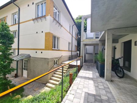 Moderne 2-Zimmer Penthouse mit Terrasse! - Photo 3