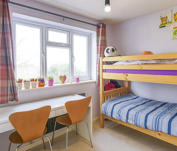 2 bedroom semi-detached house to rent - Photo 5