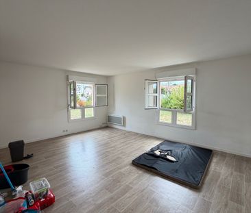 Location Appartement 1 pièce 33m² - Photo 2