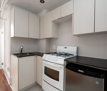 160 Huron Street - Photo 5