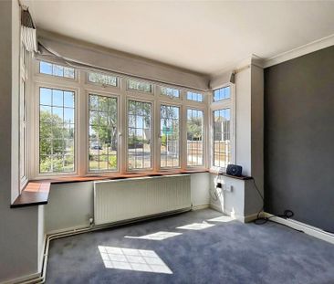 3 bedroom detached house to rent - Photo 3