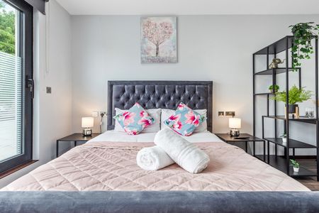 1 Bed Flat, Woodstock Road, NW11 - Photo 3