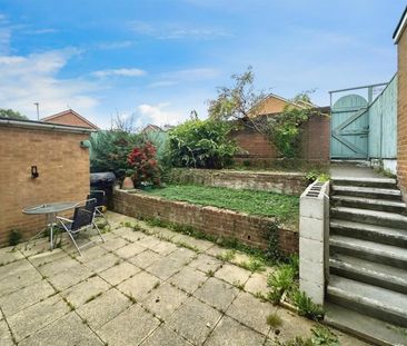 Thorntons Way, Stockingford, Nuneaton - Photo 5