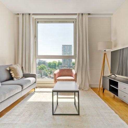 Peninsula Apartments, Praed Street - Photo 1