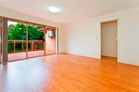 4/10 Gordon Avenue, Chatswood NSW 2067 - Apartment For Rent | Domain - Photo 3