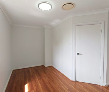 Rare opportunity! 3 bedroom plus study duplex in Telopea! - Photo 3