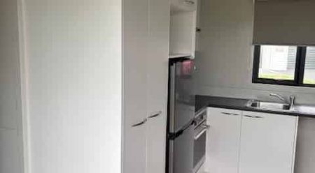 Two Bedroom Tiny Home - Photo 2