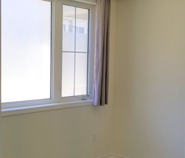 For Lease - 9 Edward Lennox Street, Markham, Ontario - Photo 6