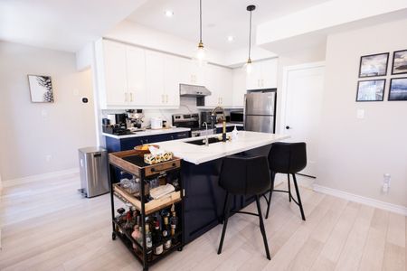 For Lease - 2728 William Jackson Drive Unit# 7, Pickering, Ontario - Photo 5