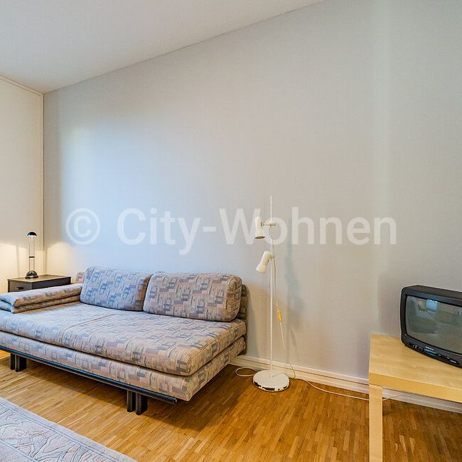 Möbliert wohnen in einer komfortablen 3-Zimmer-Wohnung mit Balkon in einem umgebauten Bunker in Hamburg-Eimsbüttel - Photo 1