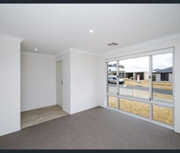 Charming Anketell Home Awaits You! - Photo 5