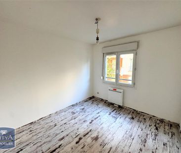 Location Appartement 3 pièces 63m² LILLE 59000 - Photo 4