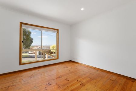 43 Newton Avenue, Bell Post Hill - Photo 2