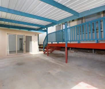 DUAL LIVING PLUS WORK FROM HOME OR EXTRA SPACE FOR FAMILY ACTIVITIE... - Photo 2