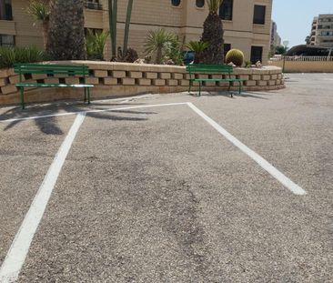 Apartamento de alquiler en Calle Ifach, 2, Los Arenales del Sol - Photo 2