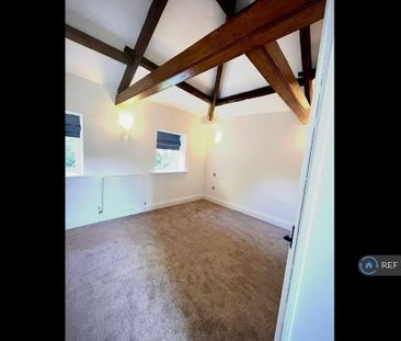 2 bedroom semi-detached house to rent - Photo 1