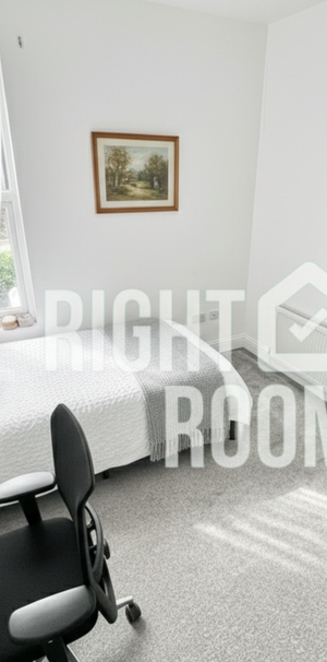 Room 4, Grosvenor Road, Forest Gate, London E7 - Photo 1