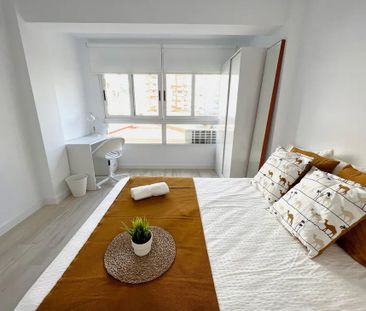 Carrer Poeta Artola, Valencia, Valencian Community 46021 - Photo 5