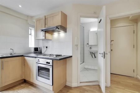 Studio to rent - Photo 2