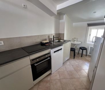 Location Appartement 1 pièce 34m² GRASSE 06130 - Photo 5