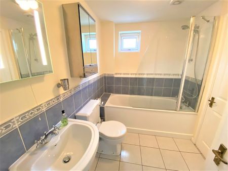 Collingwood Court, Brighton Marina Village - Photo 2