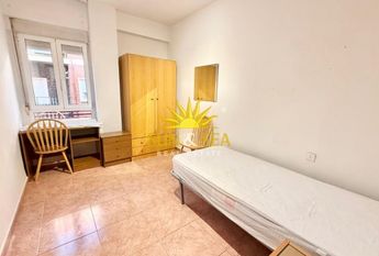 FOUR-BEDROOM APARTMENT – MURCIA