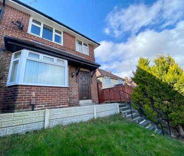 South Farm Road, Leeds - Photo 5