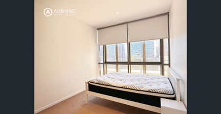 STUNNING 2 BEDROOMS APARTMENT IN CENTRAL PARK WONDERLAND WITH PARK VIEW FOR LEASE. PARTLY FURNISHED - Photo 2