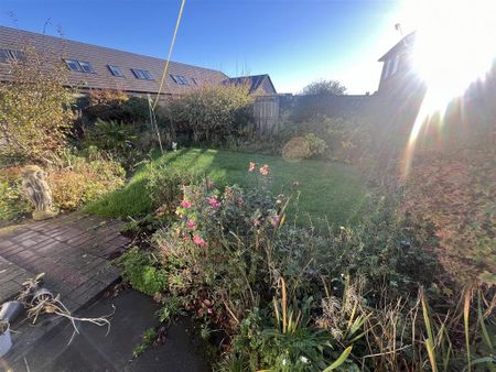 2 bedroom detached bungalow to rent - Photo 5