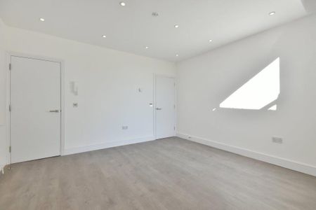 Dartmouth Road, Kilburn, NW2 4ET, London - Photo 3