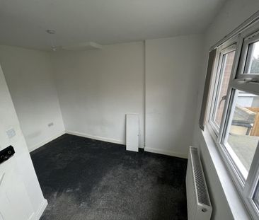 2 bedroom house to rent - Photo 3