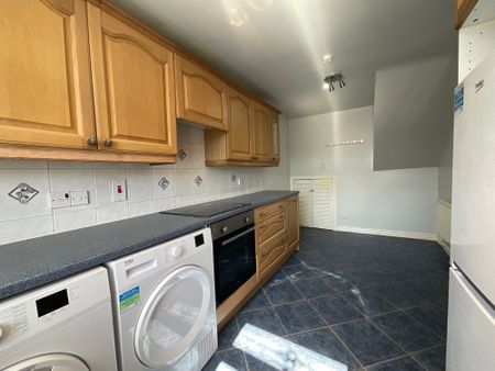 45 Ballysillan Avenue, Belfast, BT14 8HY - Photo 4